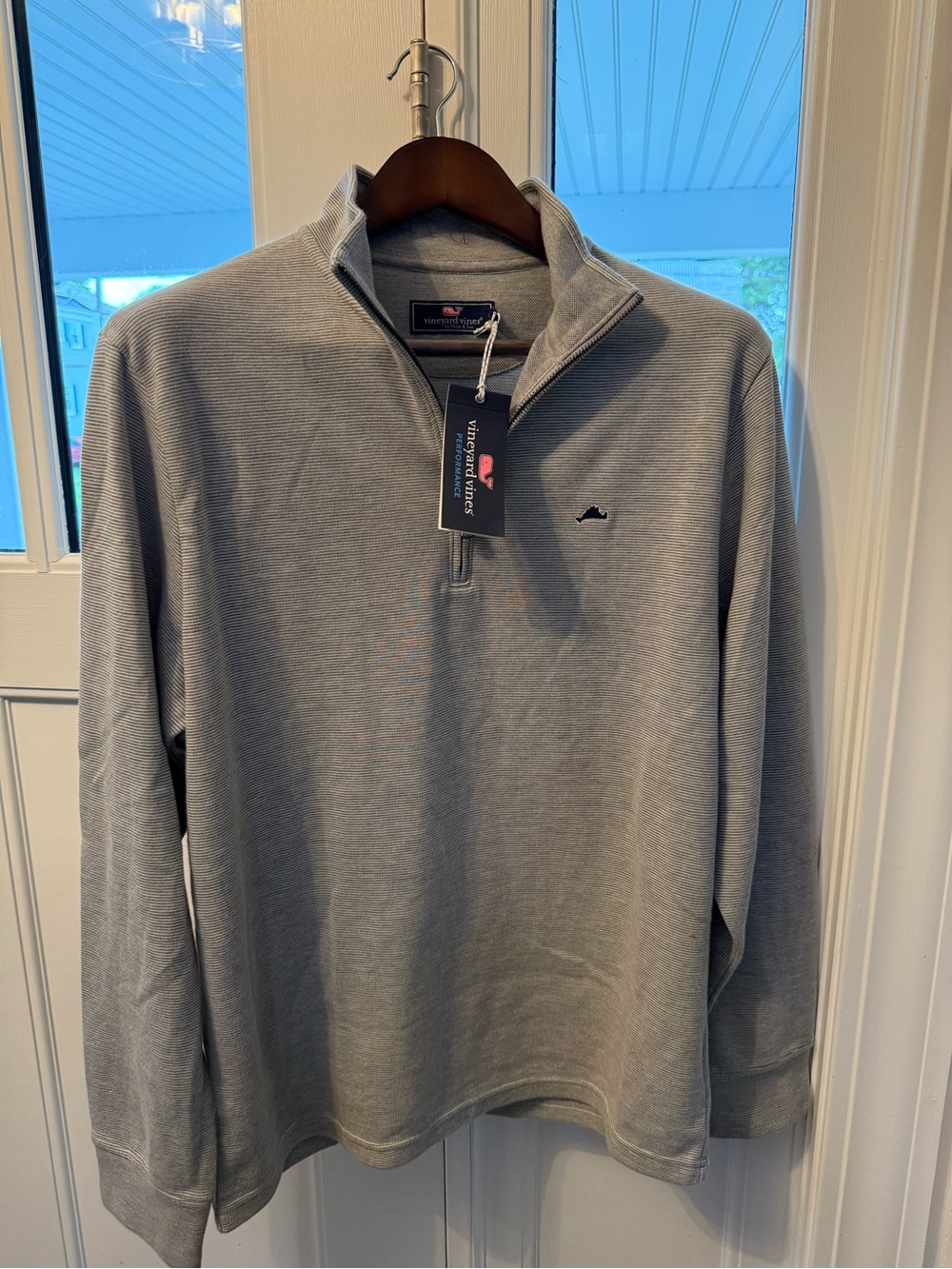 Vineyard Vines Men's Saltwater Quarter-Zip, granite, Martha’s Vineyard Logo - Picture 2 of 2